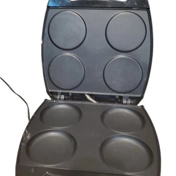 Cooks Essentials Nonstick Pancake, Quesadilla & Omelet Maker Black - Picture 3 of 4